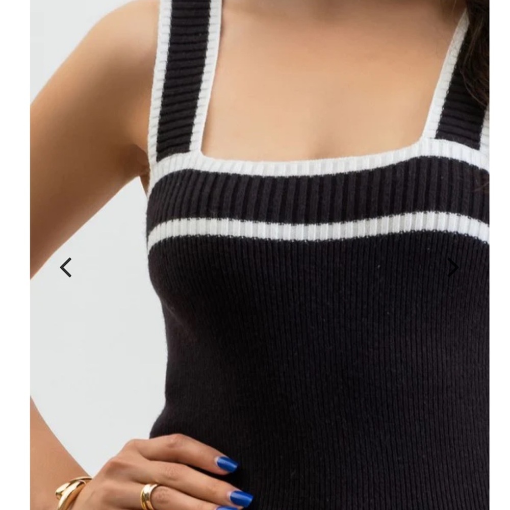 E & M contrast knit  Black and White square neck crop tank top Sz L‎